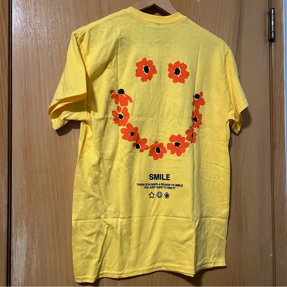 Yellow Smile Tee - Picture 3 of 6